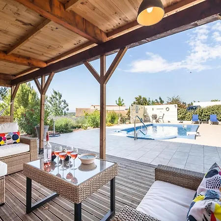Villa In With Private Pool *